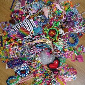 KANDI ! Please lmk what you want first (: